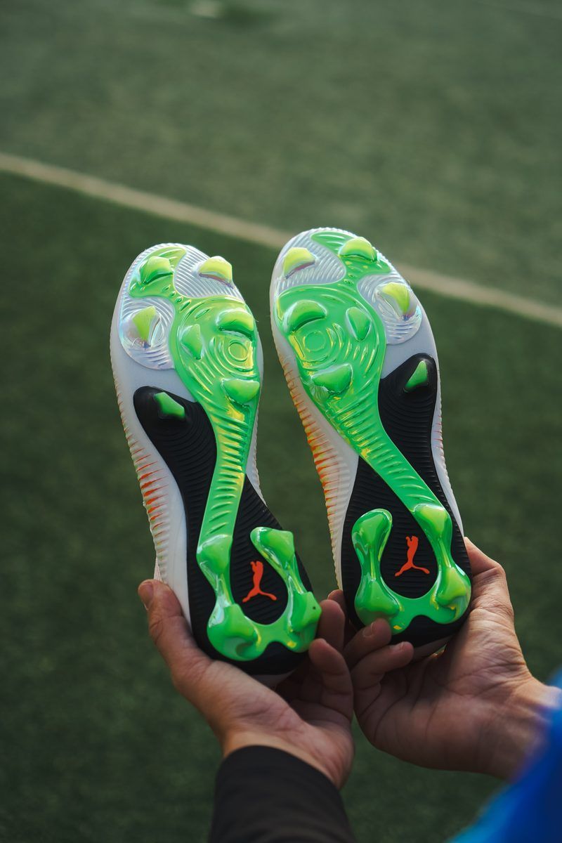 Puma Future 8: пара підошв