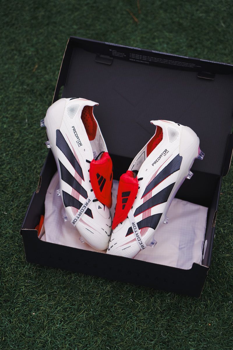 adidas Predator (2024): форма пари й деталі верху