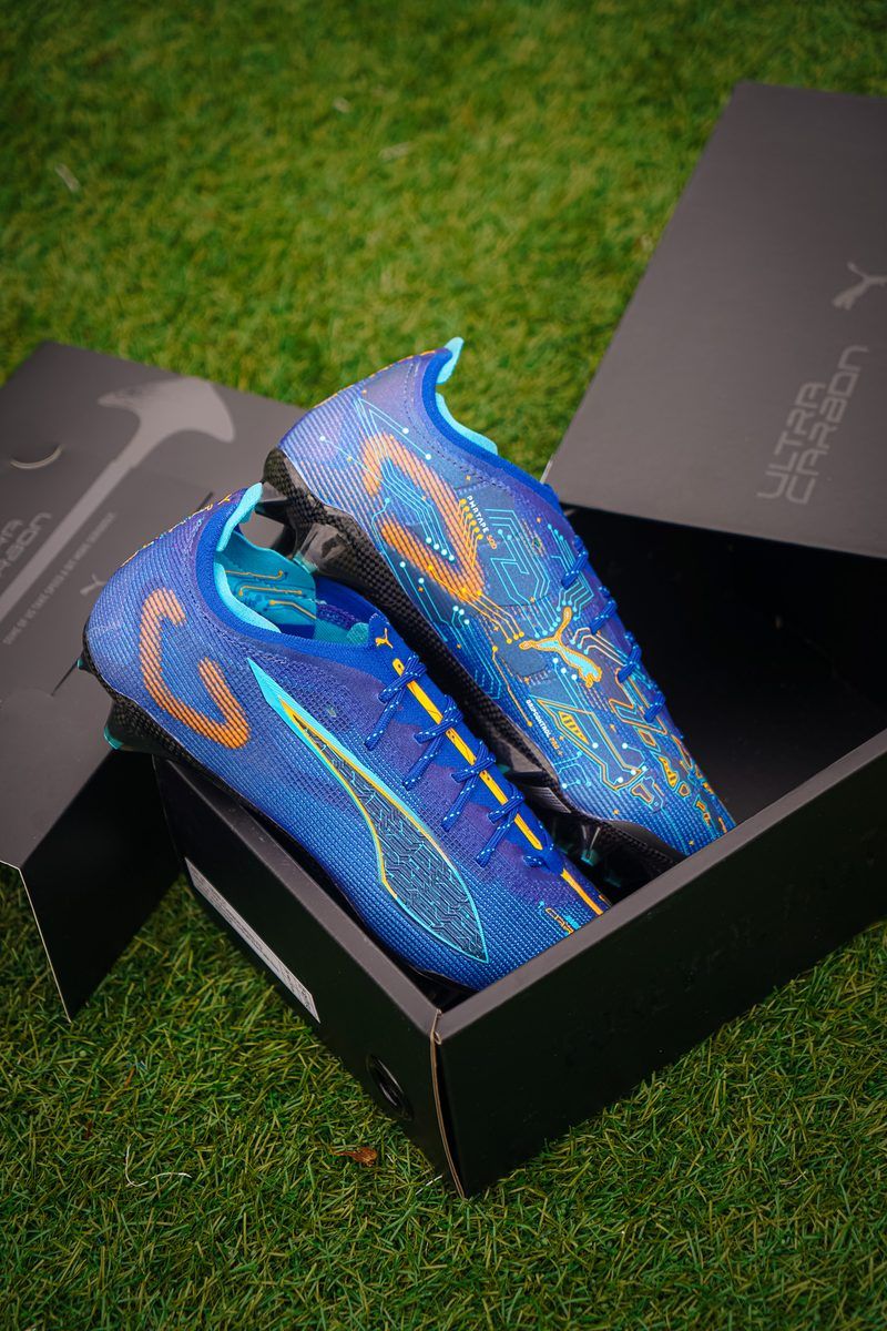 Puma Ultra Speed Edition (2025): загальний ракурс пари