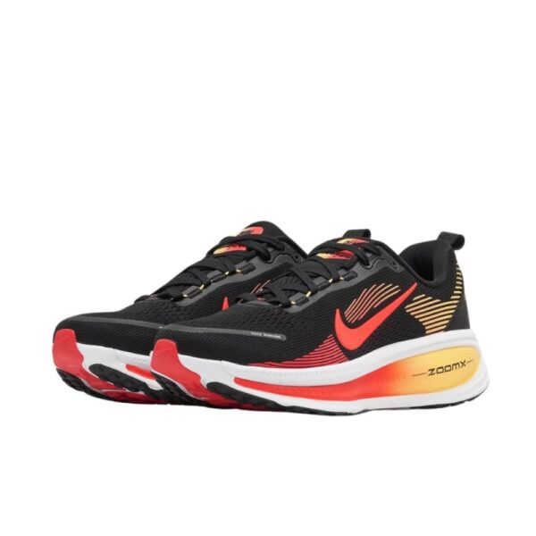 Кросівки Nike Vomero 18 HM6803-016