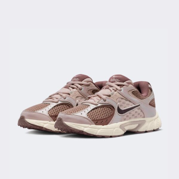 Кросівки дитячі Nike V5 Rnr Older Kids Shoes Brown HQ6411-201