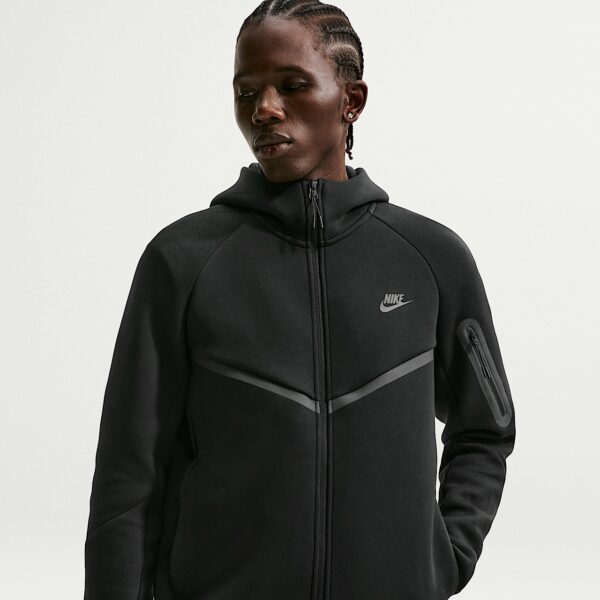 Толстовка Nike Sportswear Tech Fleece Hoodie HV0949-010