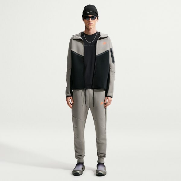 Толстовка Nike Sportswear Tech Fleece Hoodie HV0949-321