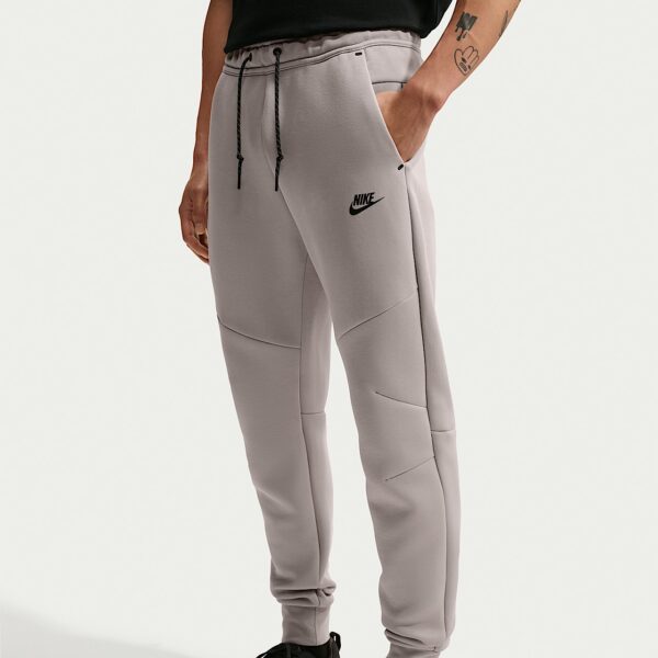 Штани Nike Tech Fleece JGGR HV0959-009