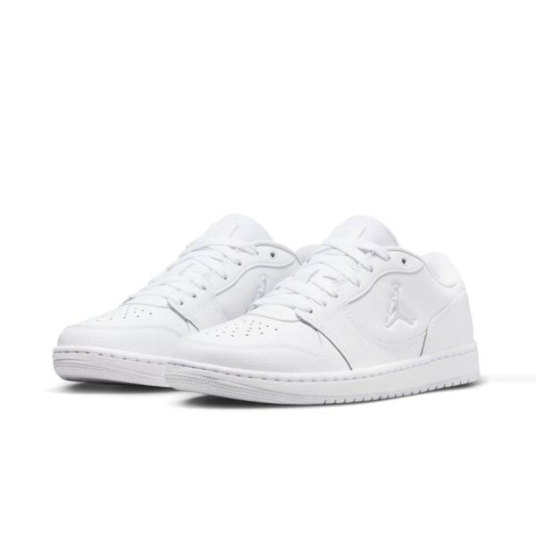 Кросівки жіночі Nike Court Connect Low IQ6828-100