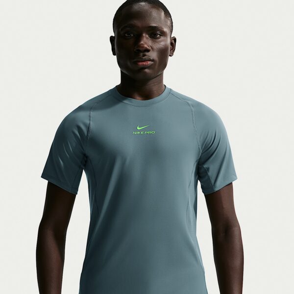 Футболка чоловіча Nike Pro Dri-Fit Short Sleeve HV0409-382