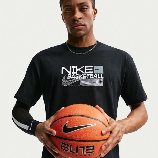 Футболка чоловіча Nike Graphic Black II0662-010